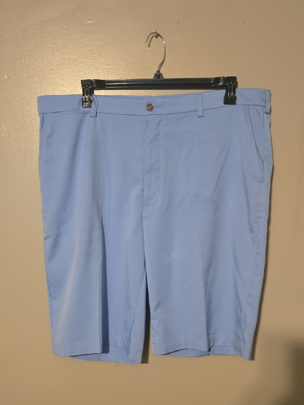 Roundtree & Yorke Casuals Flat Front Men's Shorts, LIGHT BLUE, SIZE 42T